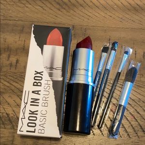 NIB MAC brushes & lipstick brush holder